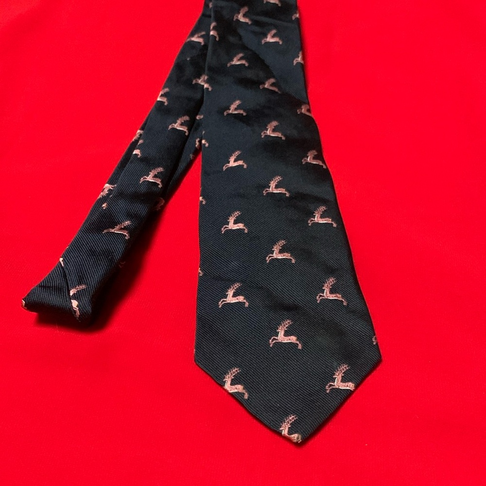 Holland & Holland silk reindeer tie!